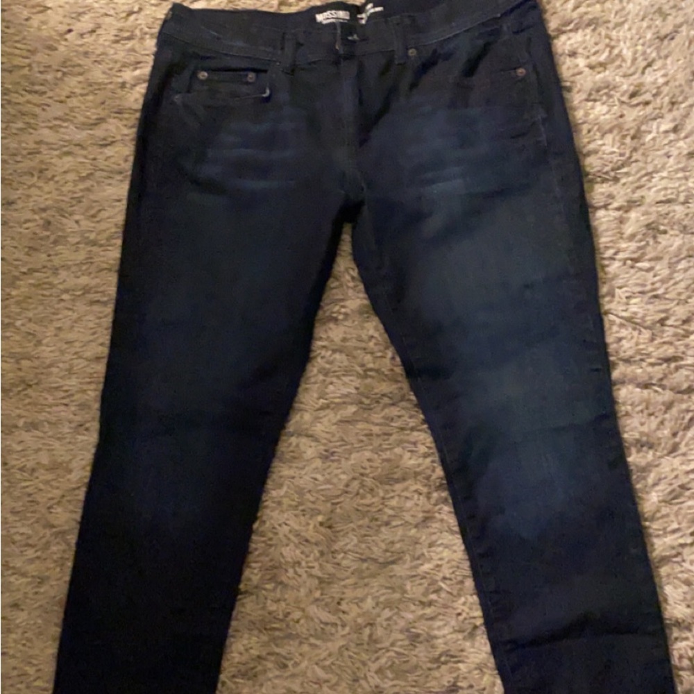 Mossimo size 17 like new